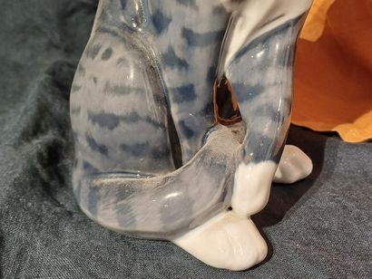 ROYAL COPENHAGEN
Trois chats en porcelaine...
