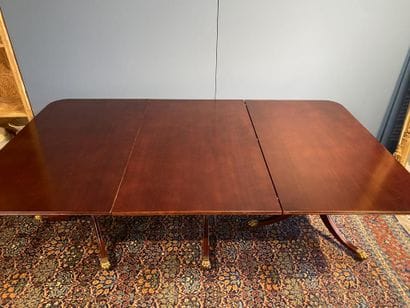 Dining table in mahogany and mahogany veneer,...
