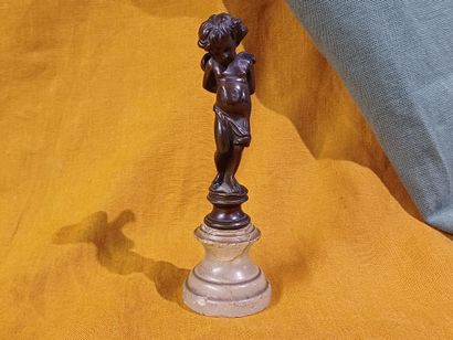 Ensemble comprenant une sculpture de Beethoven...