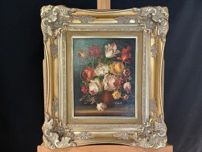 VALENTI
Nature morte au bouquet de fleurs
Huile...