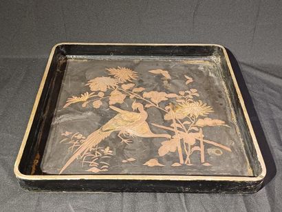 JAPAN
Square lacquer tray decorated with...