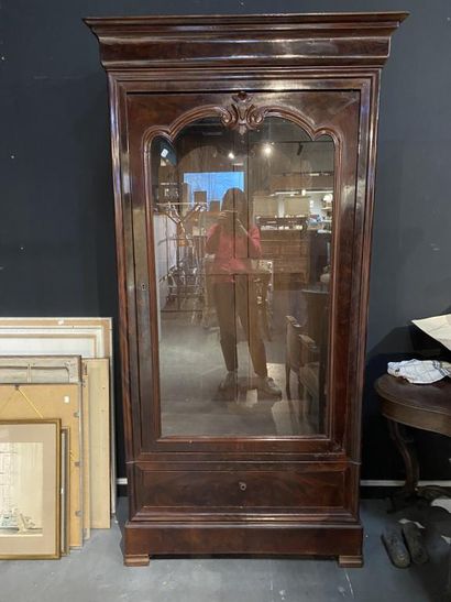 Mahogany and mahogany veneer display case...