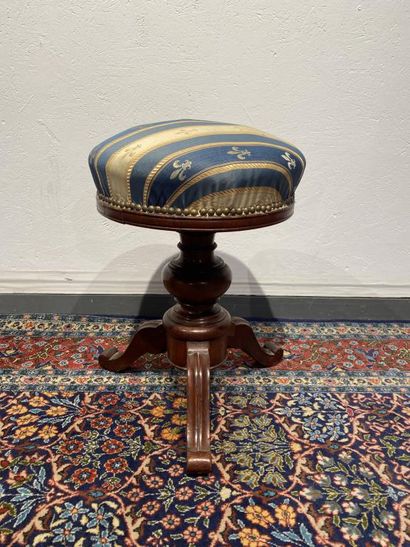 Stained wood piano stool, polychrome fleur-de-lis...
