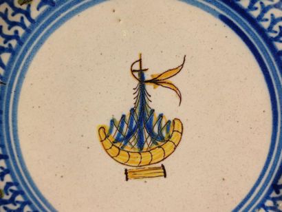 SPAIN VALENCIA
Polychrome earthenware plate...