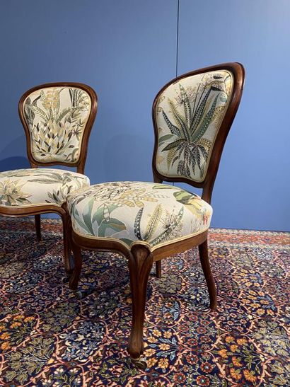 Pair of mahogany and mahogany veneered chairs,...