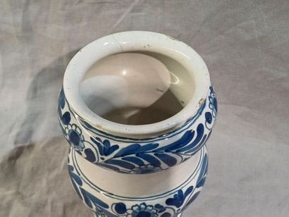 ITALY ? 
Earthenware Albarello with double...