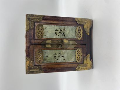 CHINA, 20th century 
Miniature cabinet in...