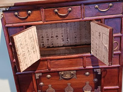 FAR EAST, 20th century
Stained wood cabinet...
