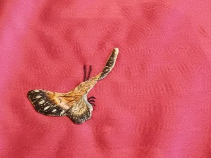 FAR EAST
Red silk hanging with embroidered...