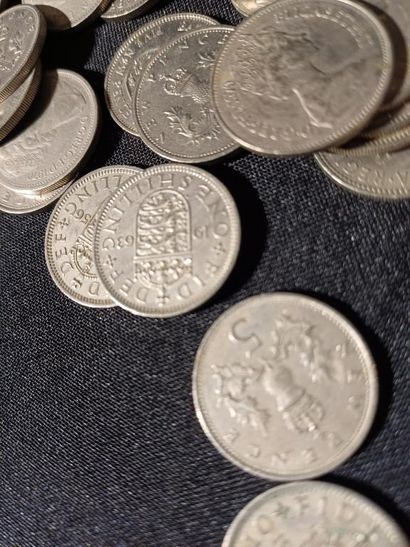 Set of approx. 95 pieces in 5 pence British...