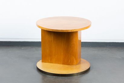 FRENCH WORK 1940 
Sycamore coffee table with...