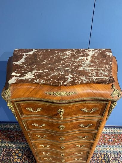 Semainier in veneered wood with frieze decoration,...
