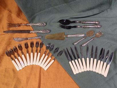Set of cutlery with 925 thousandths sterling...