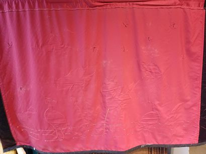 FAR EAST
Red silk hanging with embroidered...
