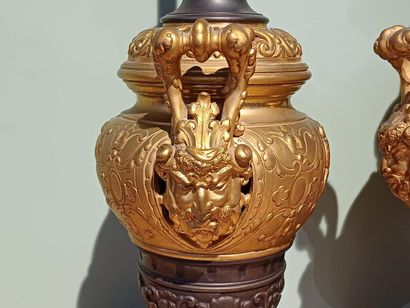 PV Paire de lampes de forme balustre à deux...