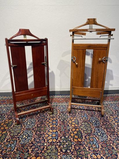 Two valets de chambre, one in mahogany-stained...
