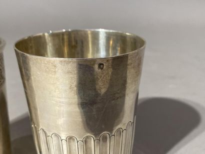TWO silver GOBELETS (950). Gobelet n°1: PARIS,...