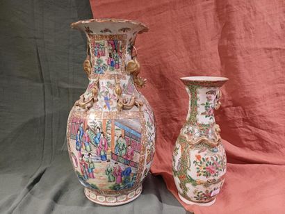 CHINA, Canton - 20th century 
Two porcelain...