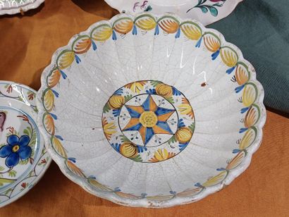 DELFT, BORDEAUX, EAST 
Earthenware set with...