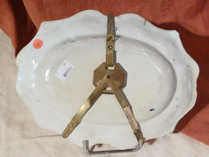 ITALY
Polylobed earthenware dish decorated...