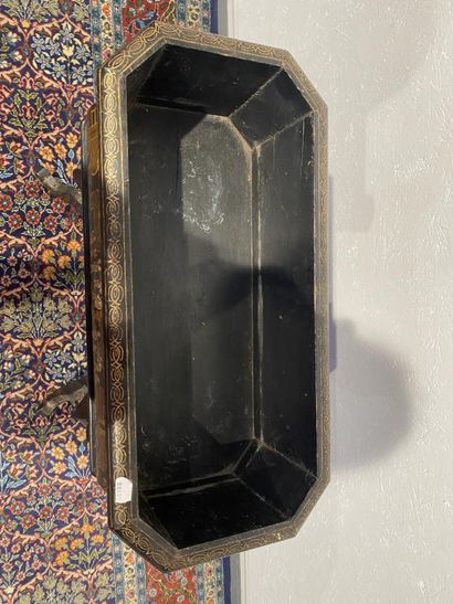 Planter in black lacquered wood with gilded...
