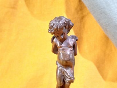 Ensemble comprenant une sculpture de Beethoven...
