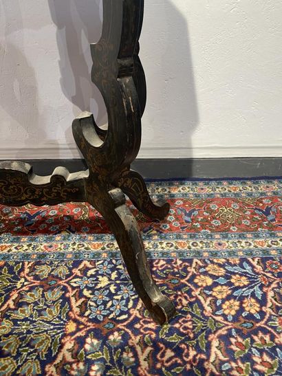 Planter in black lacquered wood with gilded...