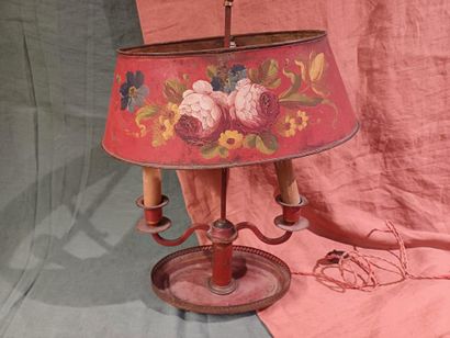 Lampe bouillotte à deux lumières en métal...