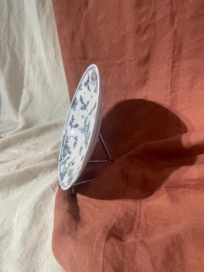 ALCORA
Earthenware plate with polychrome...