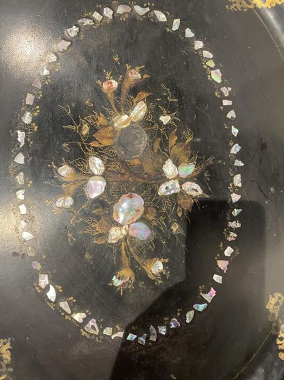 Two guéridons in boiled cardboard with mother-of-pearl...