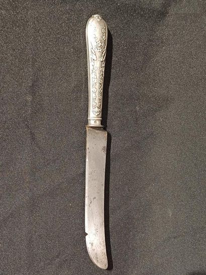 BREAD KNIFE, forged silver handle (800)....
