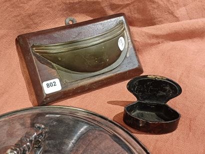 Silver-plated metal set including a vegetable...