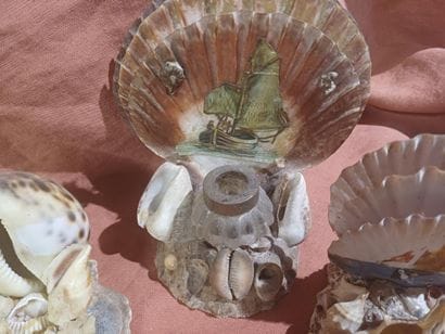 Set of sixteen decorative elements and souvenirs...
