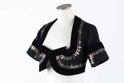 Mathias OUVRARD, 1990
Manchoù à Paillettes,...