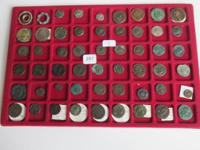 Monnaies - Collection de 410 monnaies diverses,...
