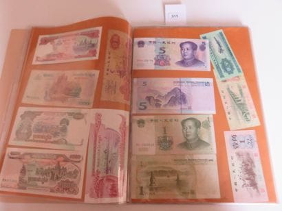 Billets - Collection de 154 billets étrangers...