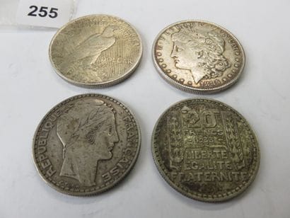 Monnaies - Lot de 4 monnaies en argent, 2...