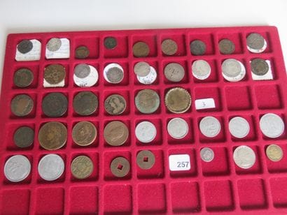 Monnaies - Collection de 410 monnaies diverses,...