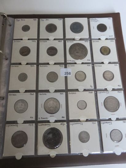 Monnaies - Collection de 264 monnaies diverses...