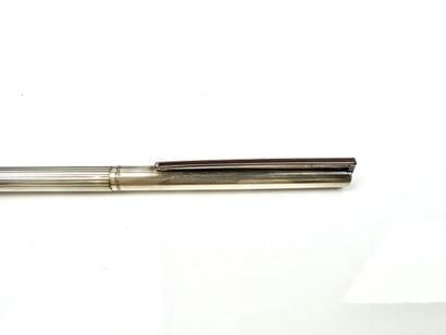 ST DUPONT
925 thousandths silver ballpoint...
