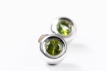 DINH VAN 
Pair of earrings centered on a...