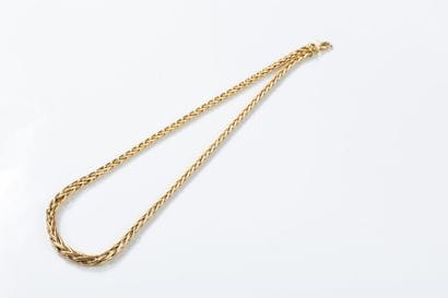 Yellow gold necklace with palm drop. Lobster...