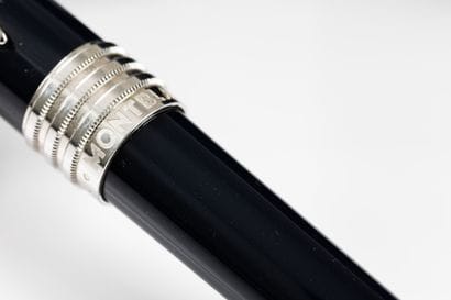 MONT-BLANC
JFK n°M25724 rollerball pen in...