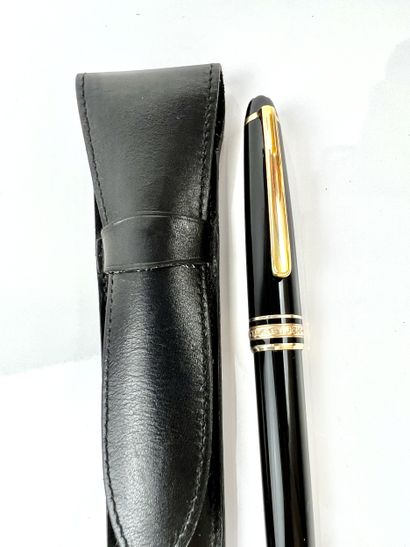 MONTBLANC
Meisterstuck ballpoint pen in black...