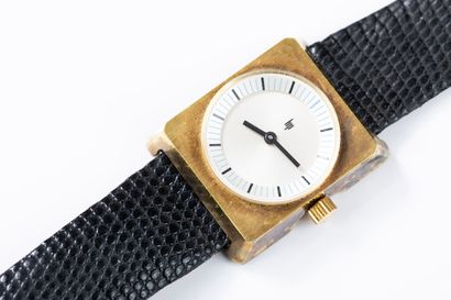 LIP circa 1970.
Gold-plated wristwatch, rectangular...