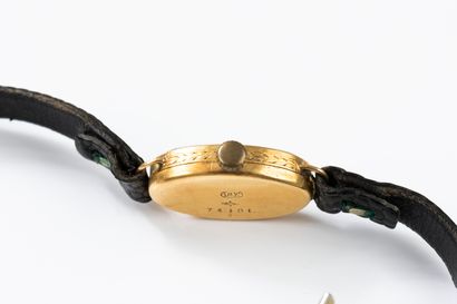 Gold ladies' wristwatch circa 1930 n°74408,...