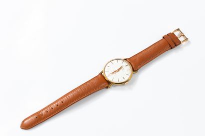 MOVADO circa 1965. 
Gold-plated wristwatch,...