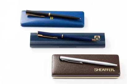 Set of three advertising ballpoint pens,...