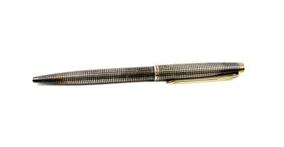PARKER
Sterling silver ballpoint pen, chased...