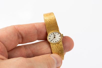 OMEGA circa 1970. 
Ladies' wristwatch in...